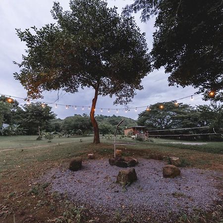 Calalas Lodge Nindiri Ngoại thất bức ảnh
