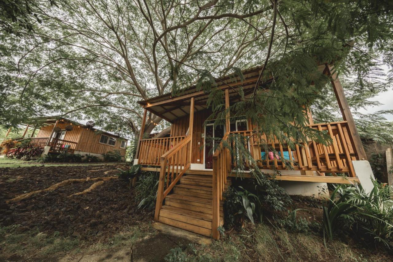 Calalas Lodge Nindiri Ngoại thất bức ảnh