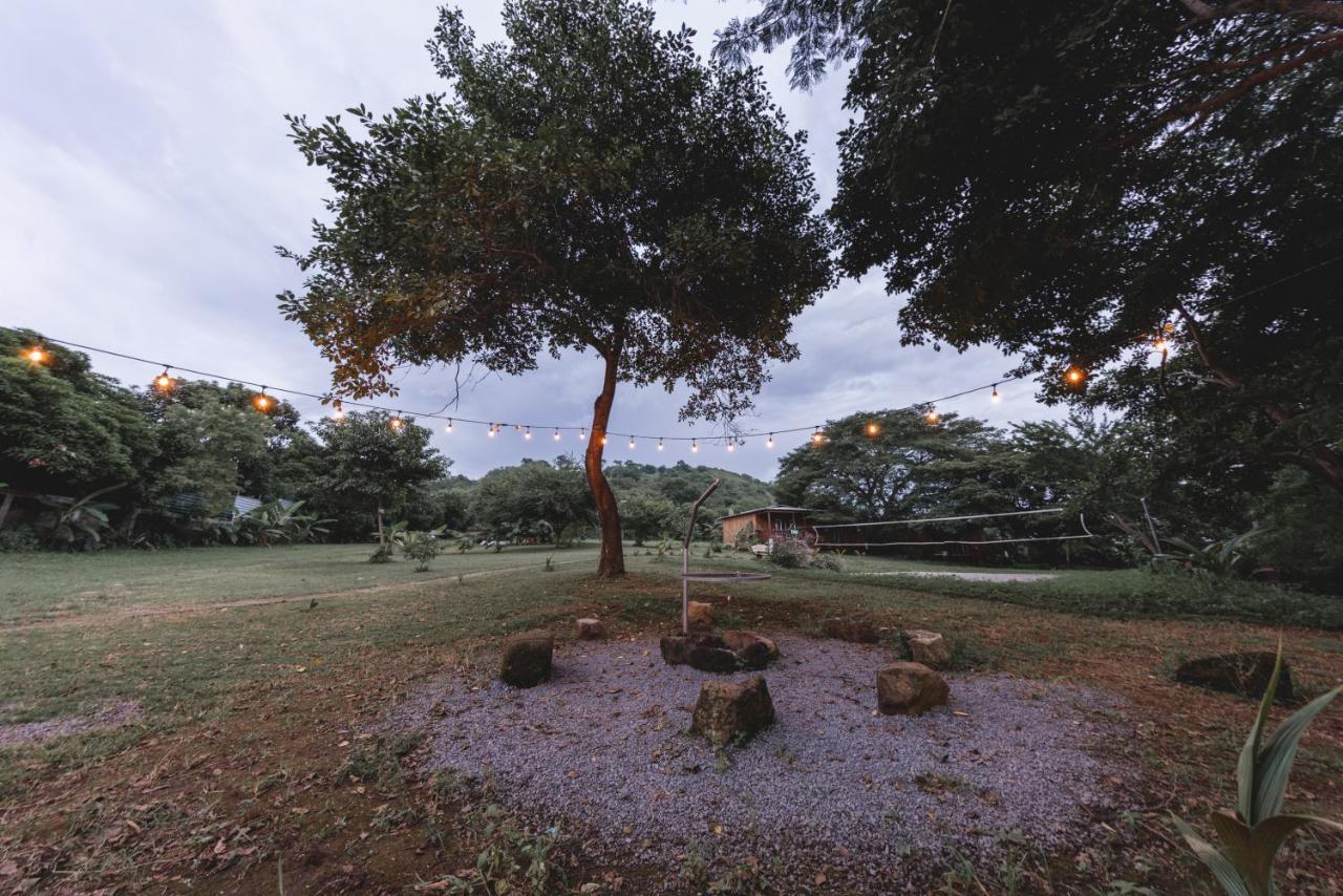 Calalas Lodge Nindiri Ngoại thất bức ảnh