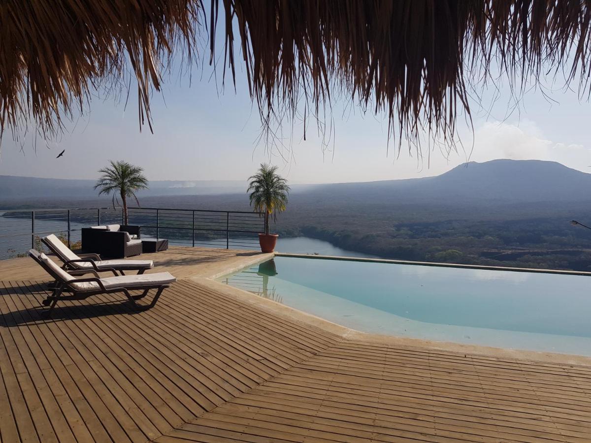 Calalas Lodge Nindiri Ngoại thất bức ảnh